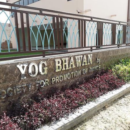 Aparthotel Yog Bhawan à Greater Noida Extérieur photo