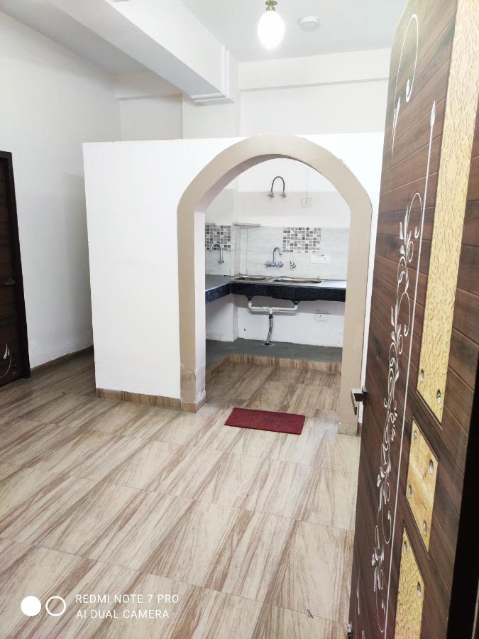Aparthotel Yog Bhawan à Greater Noida Extérieur photo
