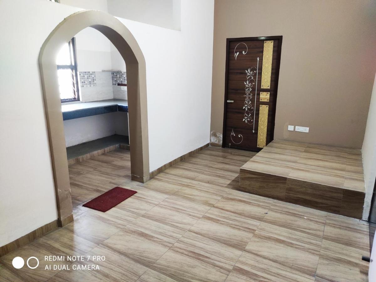 Aparthotel Yog Bhawan à Greater Noida Extérieur photo